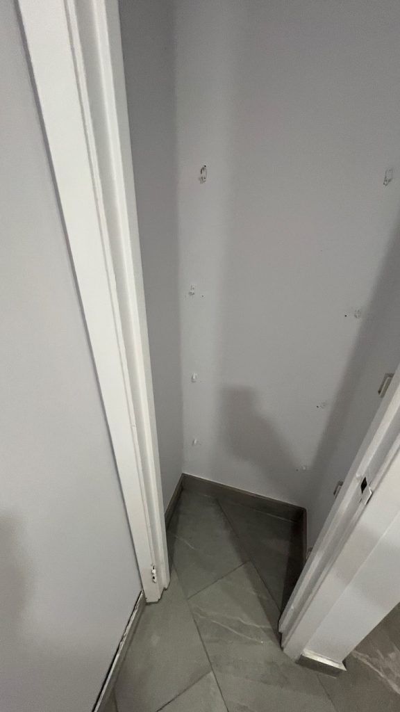 bathroom.renovation.during_2511