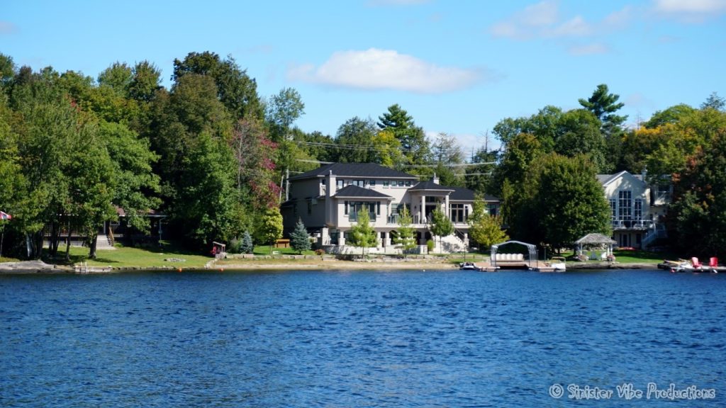 canada.ontario.bala.moon.river.125