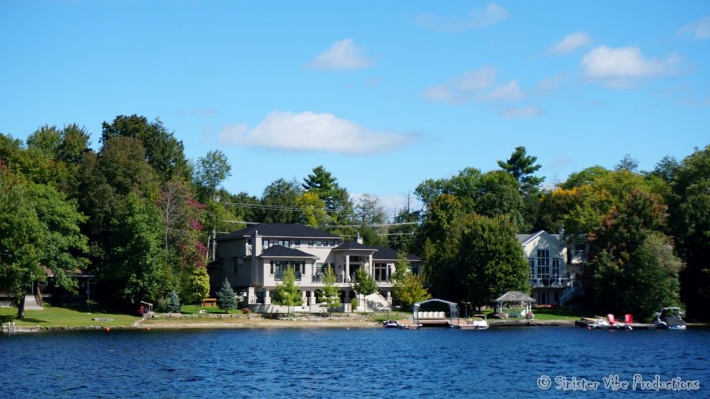canada.ontario.bala.moon.river.127