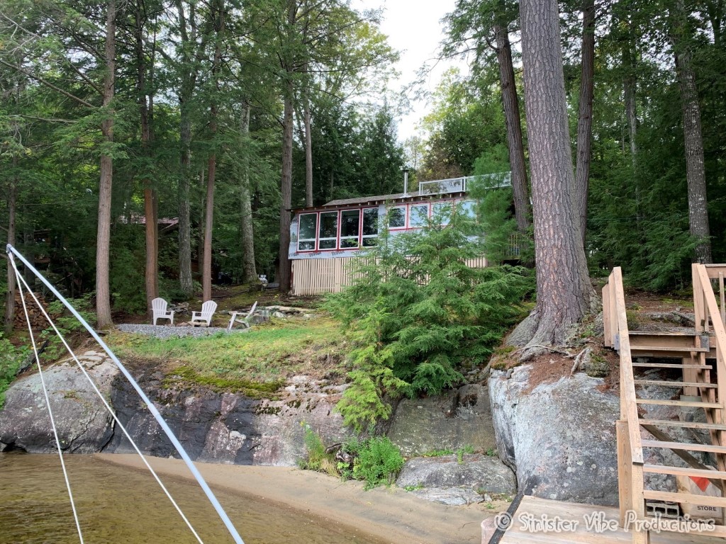 canada.ontario.bala.moon.river.285