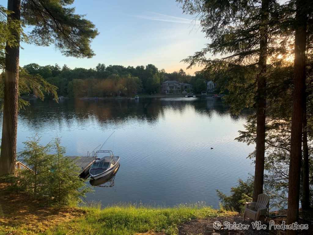 canada.ontario.bala.moon.river.380