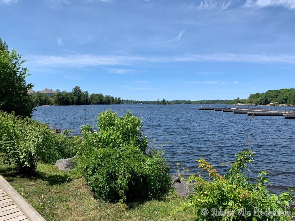 canada.ontario.bala.moon.river.391
