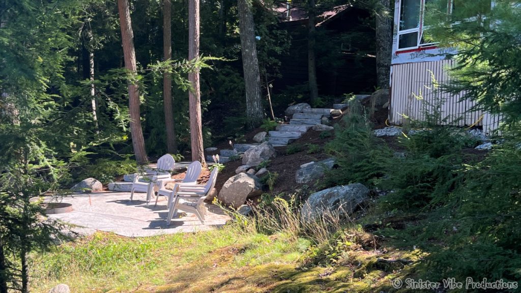 canada.ontario.bala.moon.river.40