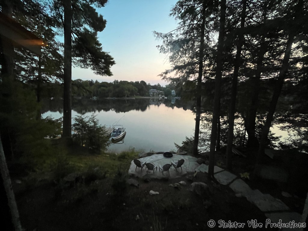 canada.ontario.bala.moon.river.476