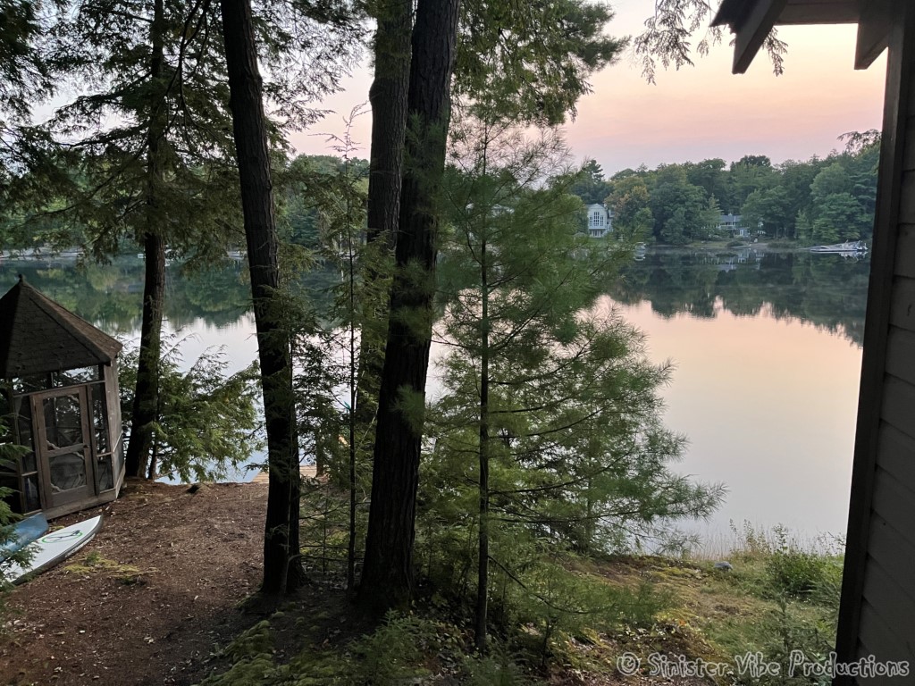 canada.ontario.bala.moon.river.477