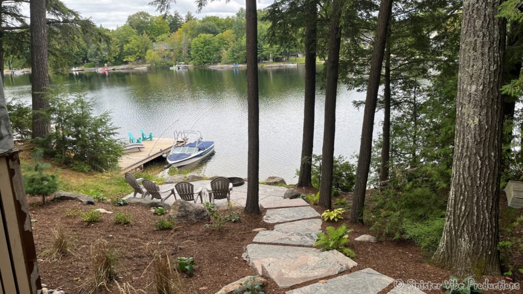 canada.ontario.bala.moon.river.488