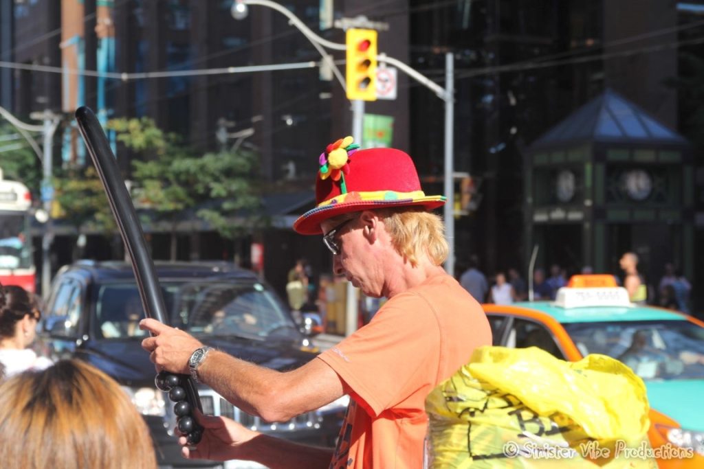 canada.ontario.toronto.buskerfest.10